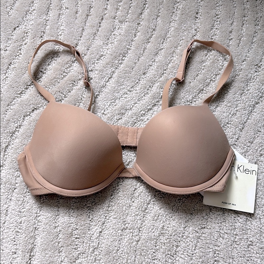 NEW Calvin Klein Push Up Bra f2711 in Nude 34B